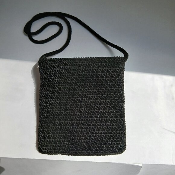 1990's Artisan Black Tight Weave Crochet NS Crossbody Bag w Round Strap As New! - Picture 3 of 7